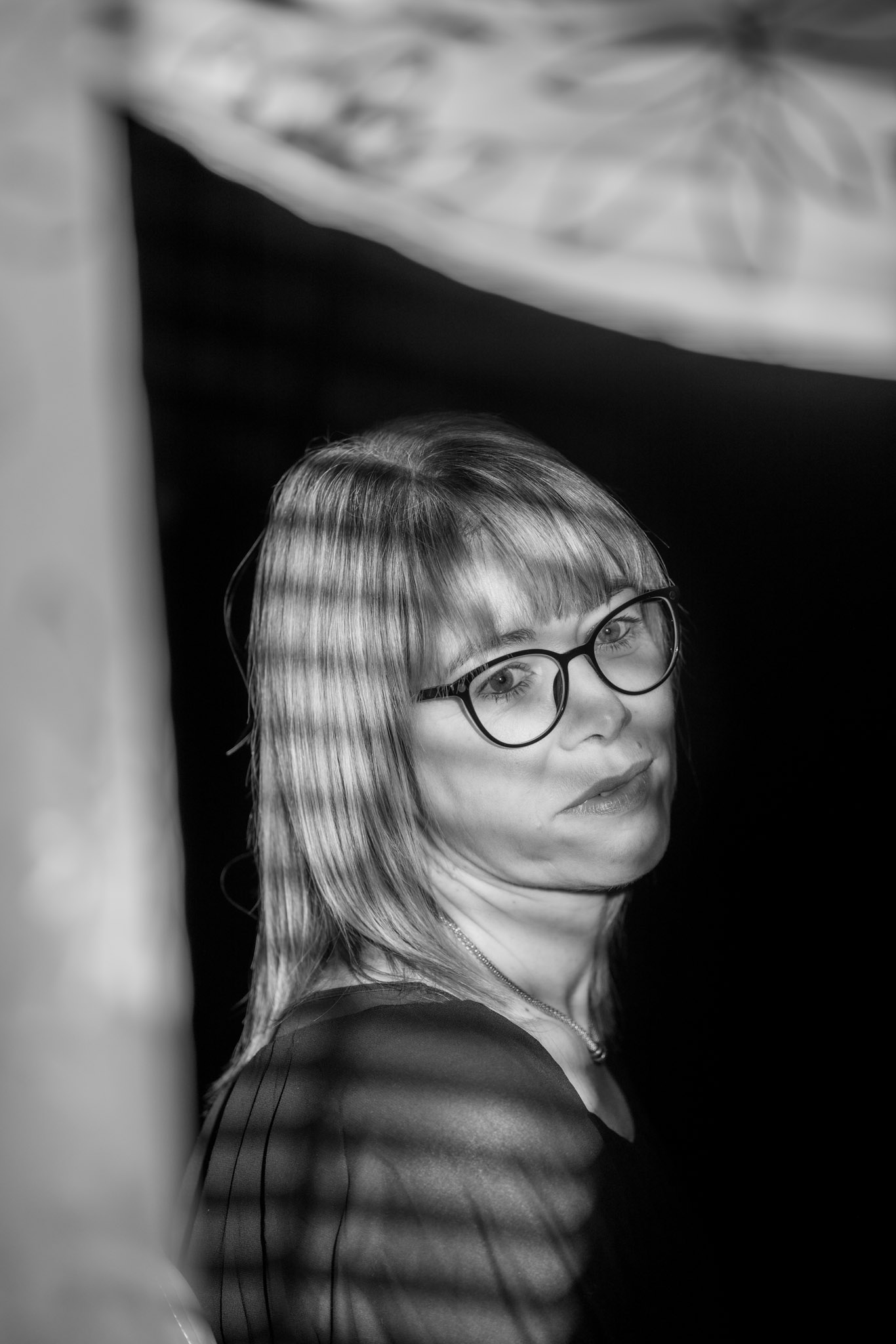 039